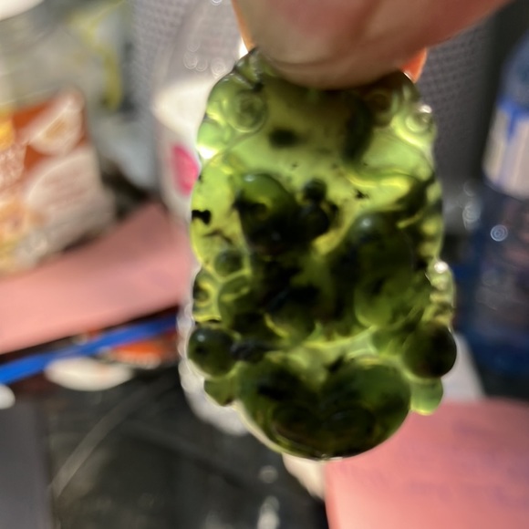 Dark green Burma jade pendant - Picture 3 of 6